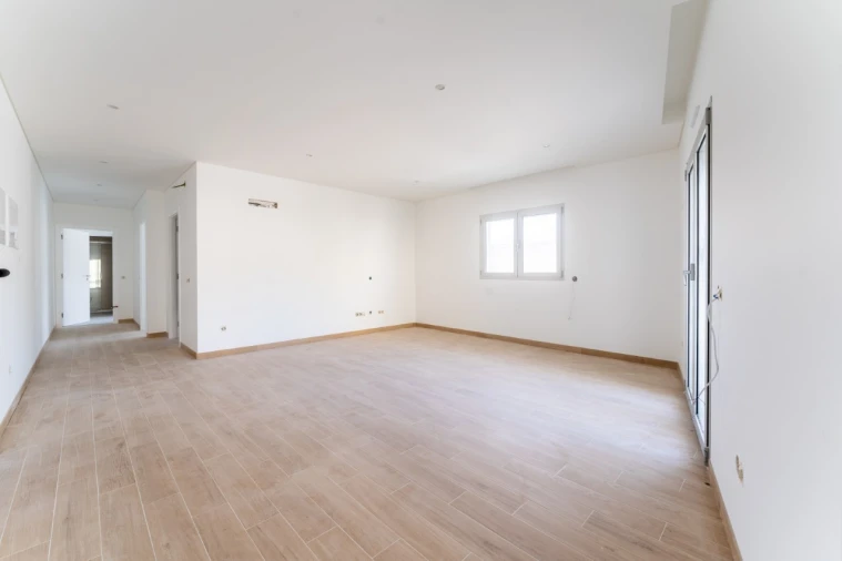 Apartamento T2 para Venda em Nazare Foto 5