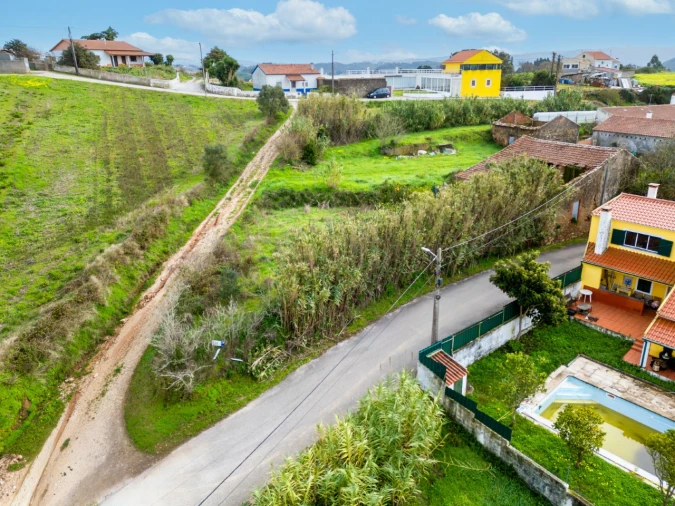 Moradia T4 para Venda em Santa Maria, São Pedro e Sobral da Lagoa Foto 7