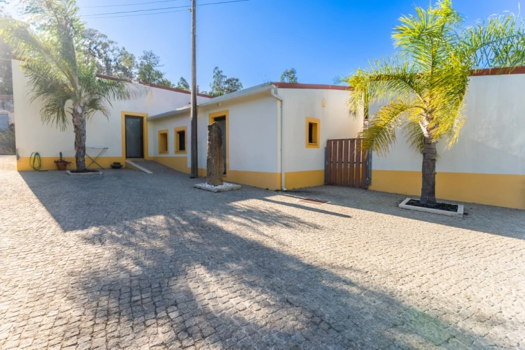 Moradia T6 para Venda em Alfeizerão Foto 56