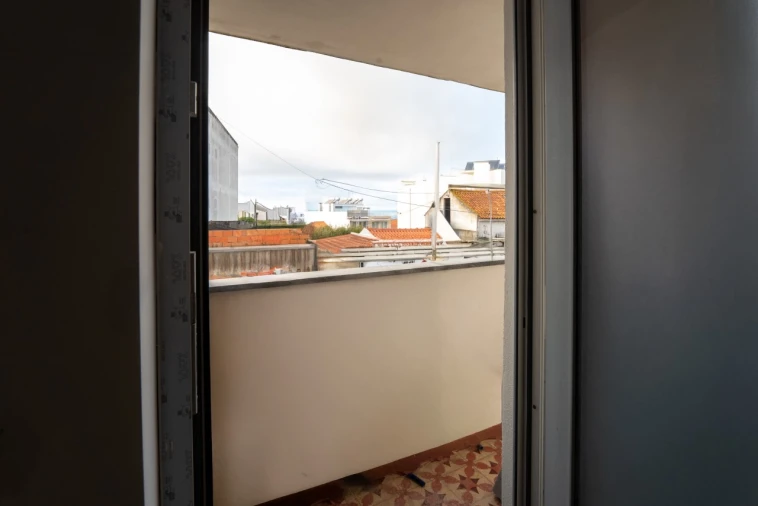 Apartamento T3 para Venda em Nazare Foto 14