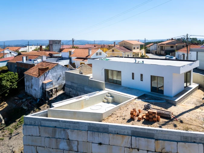 Moradia T3 para Venda em Evora de Alcobaça