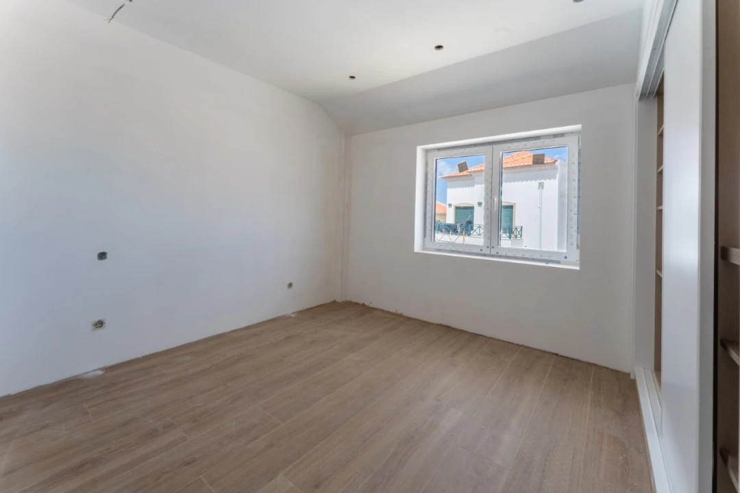 Apartamento T3 para Venda em Nazare Foto 29