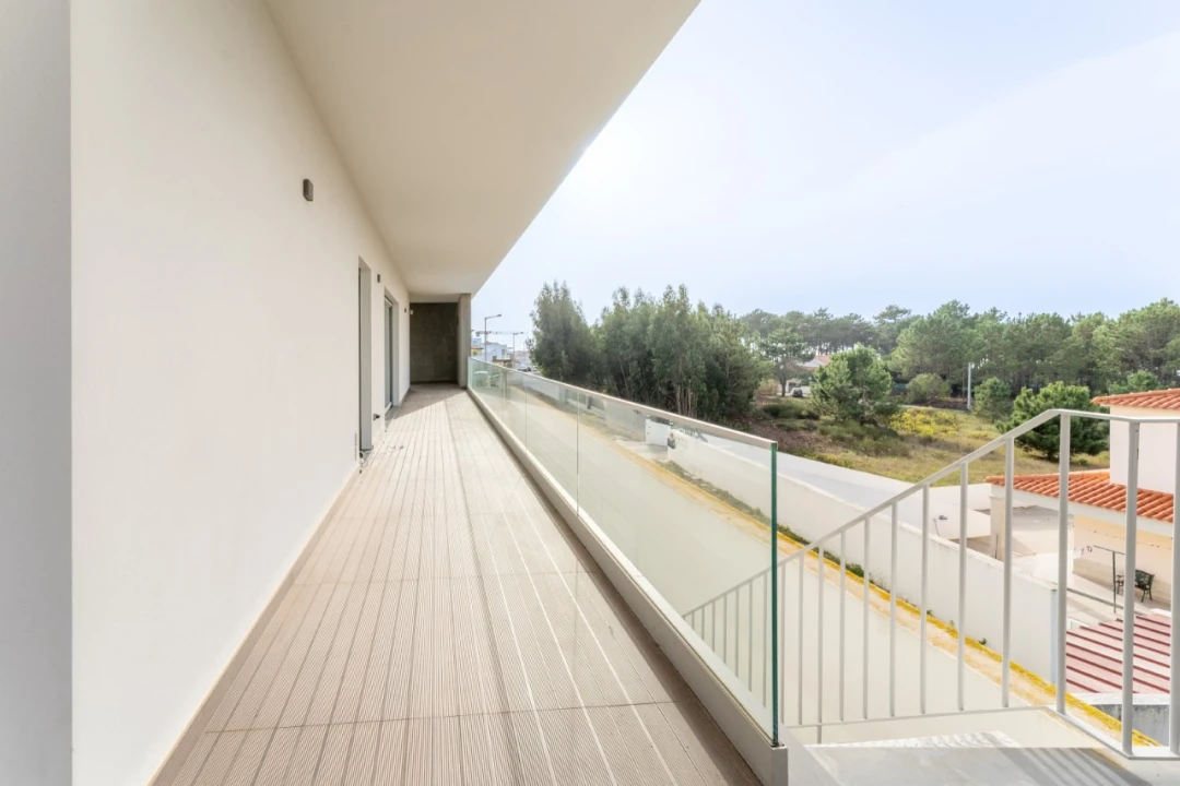 Moradia T4 para Venda em Nazare Foto 37