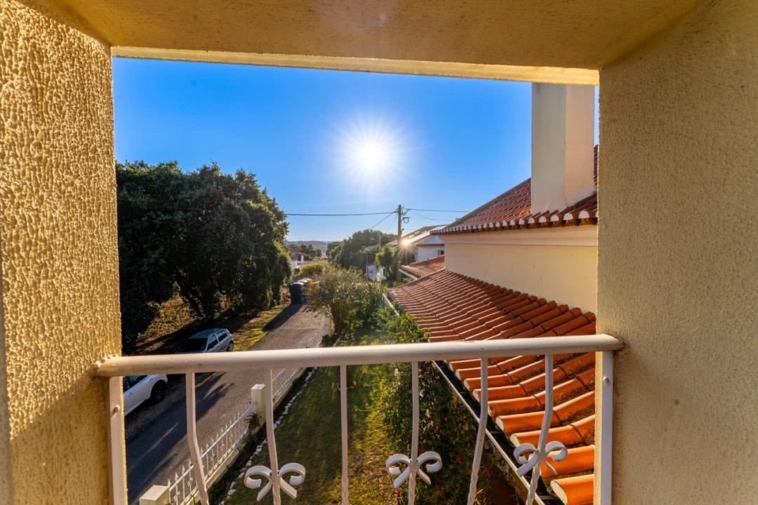 Moradia T5 para Venda em Peral Foto 72