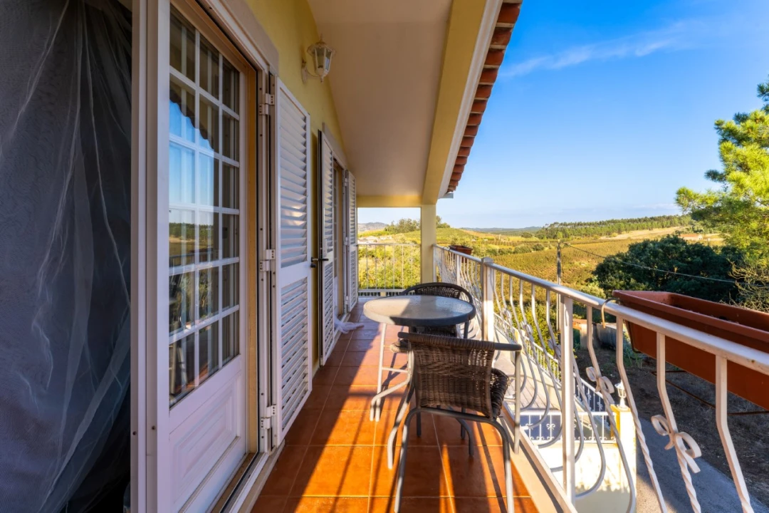 Moradia T5 para Venda em Peral Foto 36