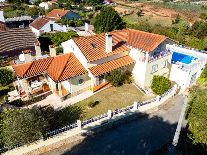 Moradia T5 para Venda em Peral Foto 1