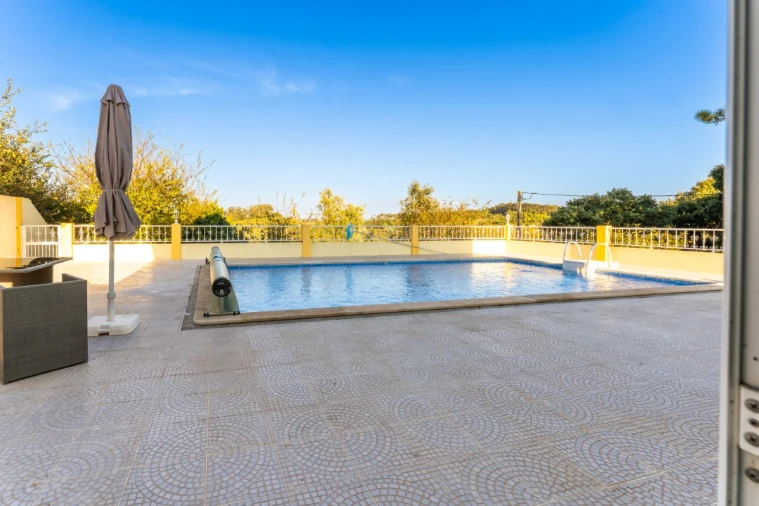 Moradia T5 para Venda em Peral Foto 69