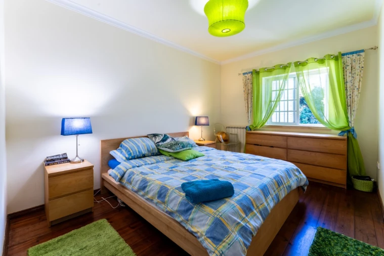 Moradia T5 para Venda em Peral Foto 11