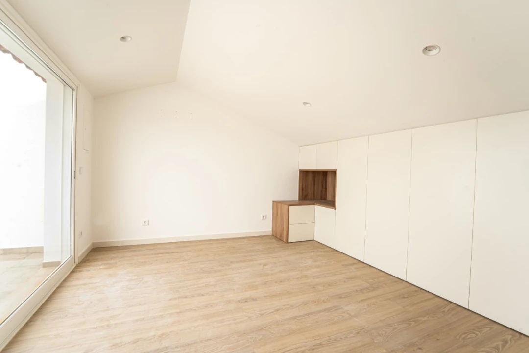 Apartamento T3 para Venda em Nazare Foto 30