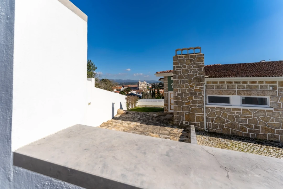 Moradia T5 para Venda em Alcobaça e Vestiaria Foto 73