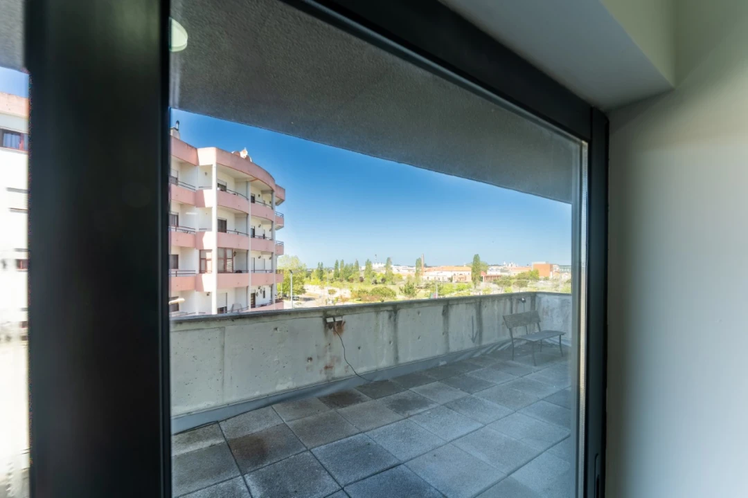 Loja para Venda em Marinha Grande Foto 8