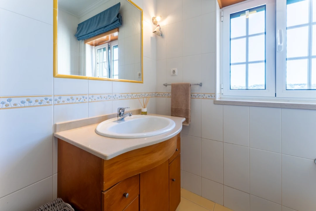 Moradia T4 para Venda em Nadadouro Foto 43