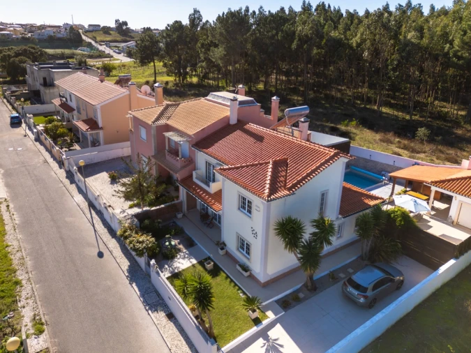 Moradia T4 para Venda em Nadadouro Foto 28