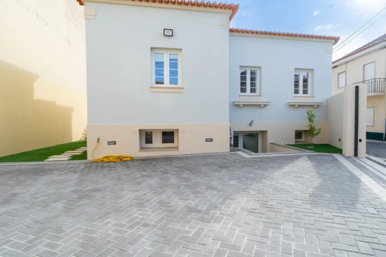 Moradia T4 para Venda em Valado dos Frades Foto 52