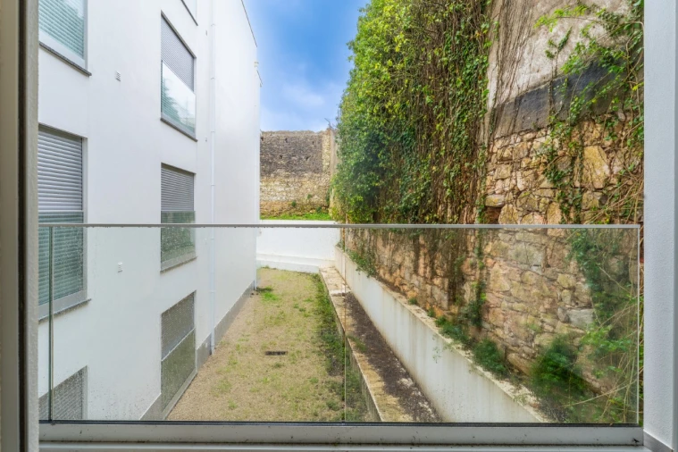 Apartamento T2 para Venda em Nazare Foto 24