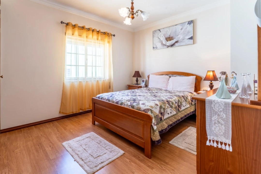 Apartamento T2 para Venda em São Martinho do Porto Foto 12