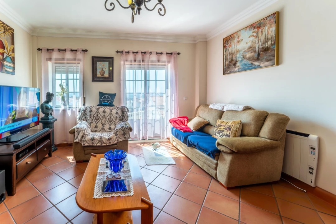 Apartamento T2 para Venda em São Martinho do Porto Foto 8