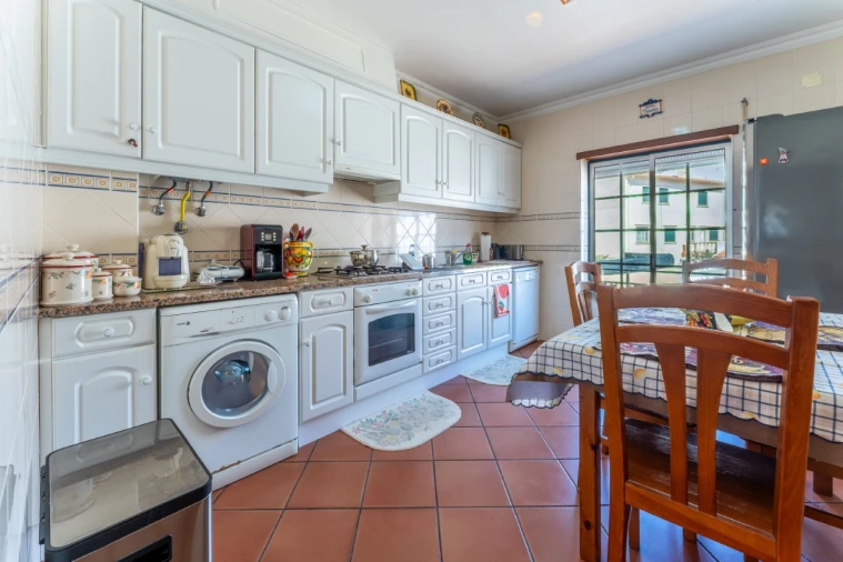 Apartamento T2 para Venda em São Martinho do Porto Foto 10