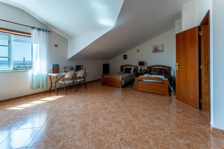 Apartamento T2 para Venda em São Martinho do Porto Foto 18
