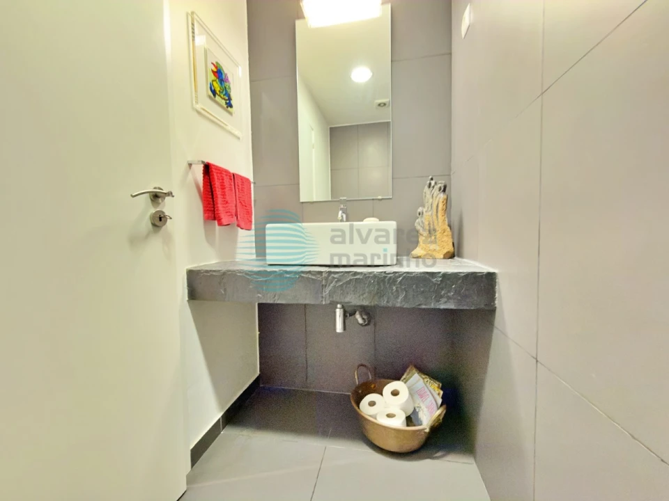 Apartamento T5 para Venda em Santa Maria, São Pedro e Matacães Foto 14