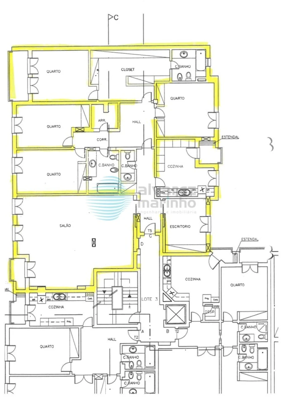 Apartamento T5 para Venda em Santa Maria, São Pedro e Matacães Planta 1