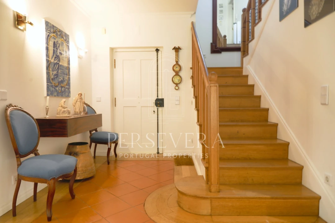 Moradia T5 para Venda em Alcabideche Foto 7