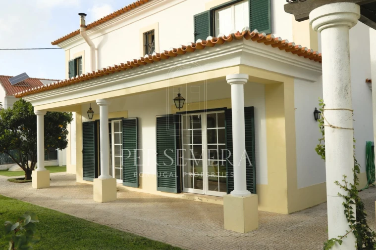 Moradia T5 para Venda em Alcabideche Foto 36