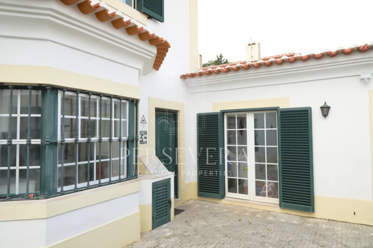 Moradia T5 para Venda em Alcabideche Foto 40