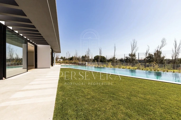 Moradia T5 para Venda em Santa Maria e São Miguel, São Martinho, São Pedro Penaferrim Foto 2