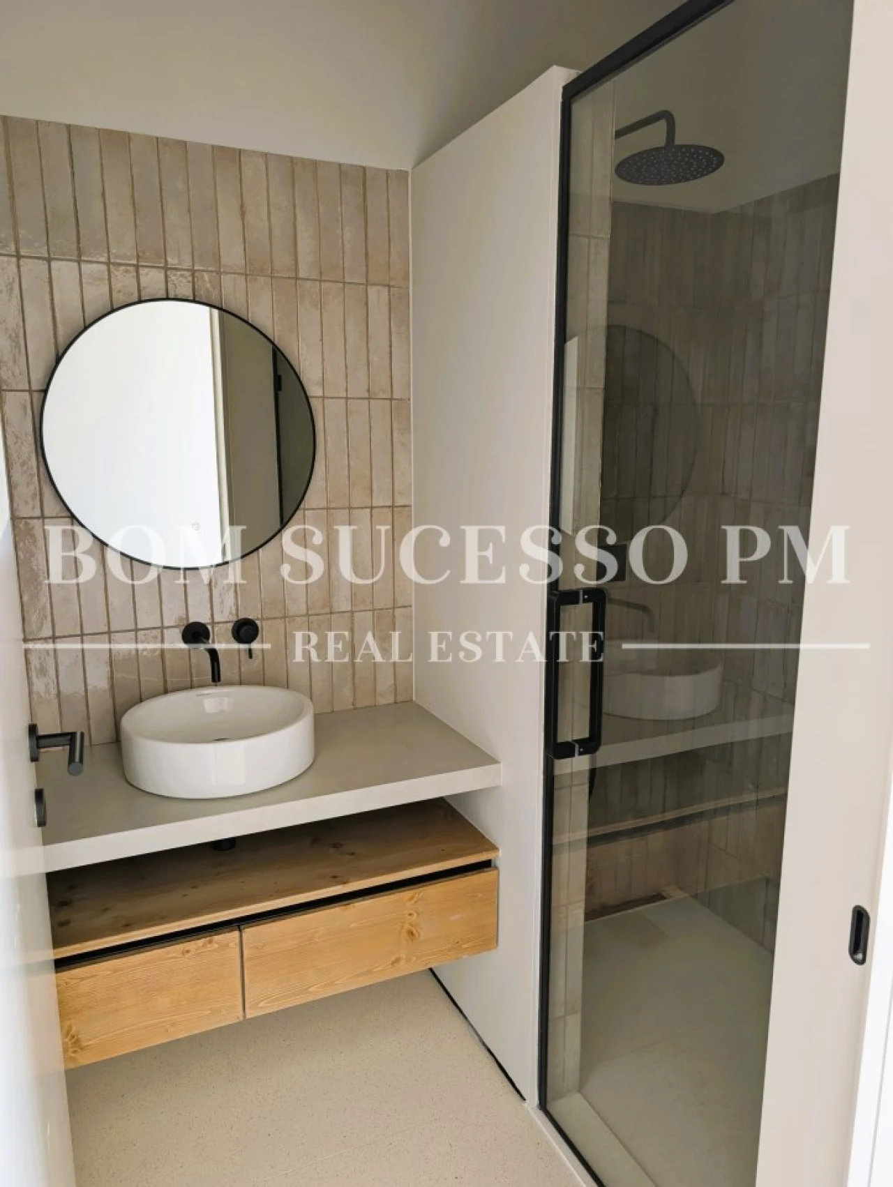 Moradia T3 para Venda em Vau Foto 44