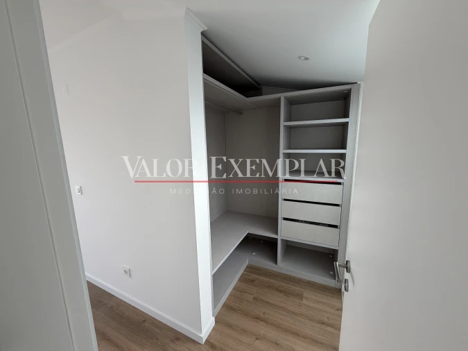 Apartamento T3 para Venda em Alcochete Foto 12