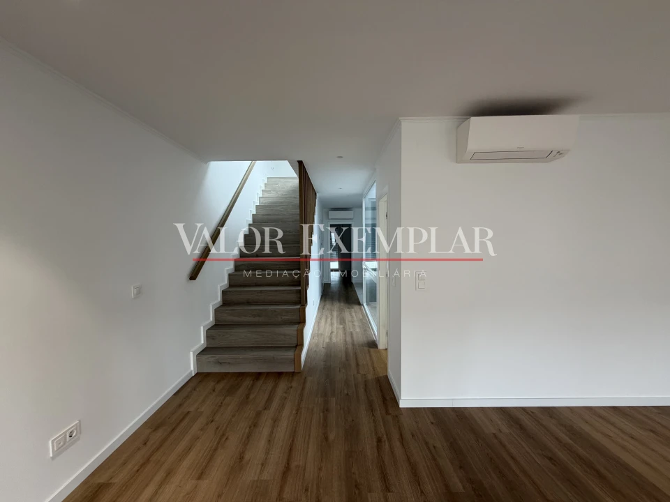 Apartamento T3 para Venda em Alcochete Foto 19