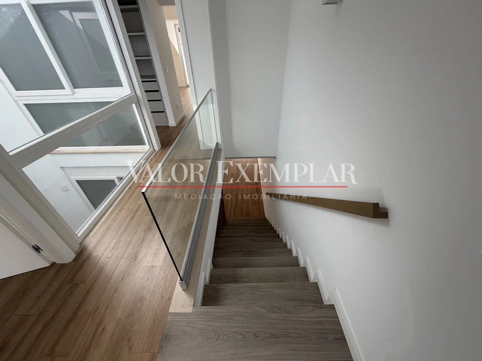 Apartamento T3 para Venda em Alcochete Foto 18