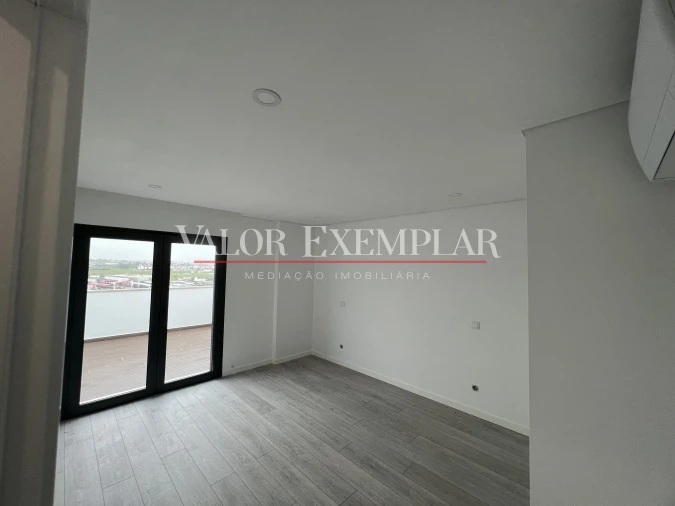 Apartamento T4 para Venda em Alcochete Foto 18