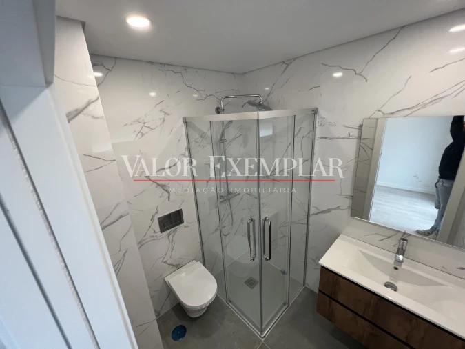 Apartamento T4 para Venda em Alcochete Foto 20