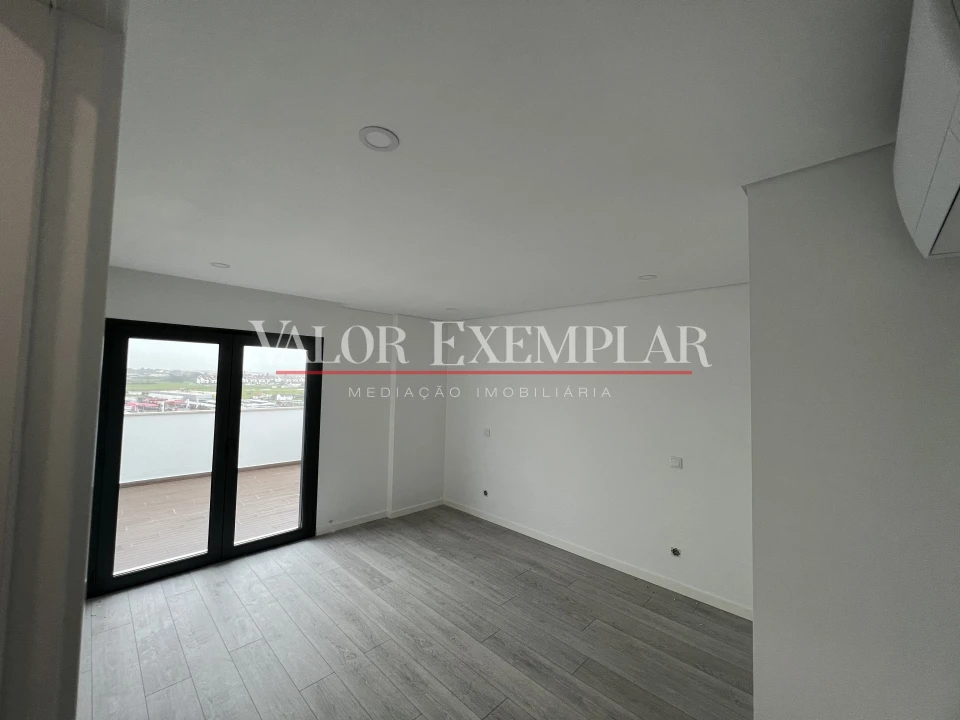 Apartamento T4 para Venda em Alcochete Foto 18