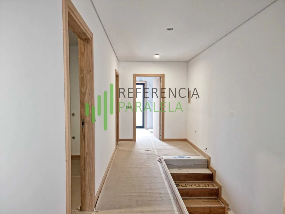 Moradia T3 para Venda em Rates Foto 1