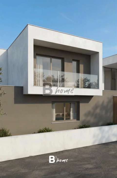 Moradia T3 para Venda em Charneca de Caparica e Sobreda