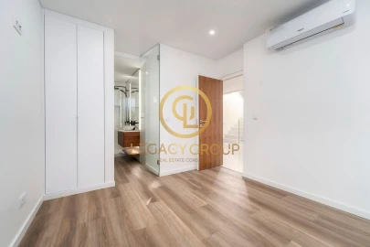 Moradia T5 para Venda em Almancil