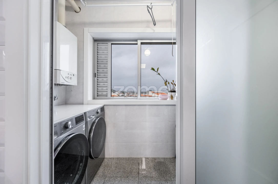 Apartamento T3 para Venda em Castêlo da Maia Foto 11