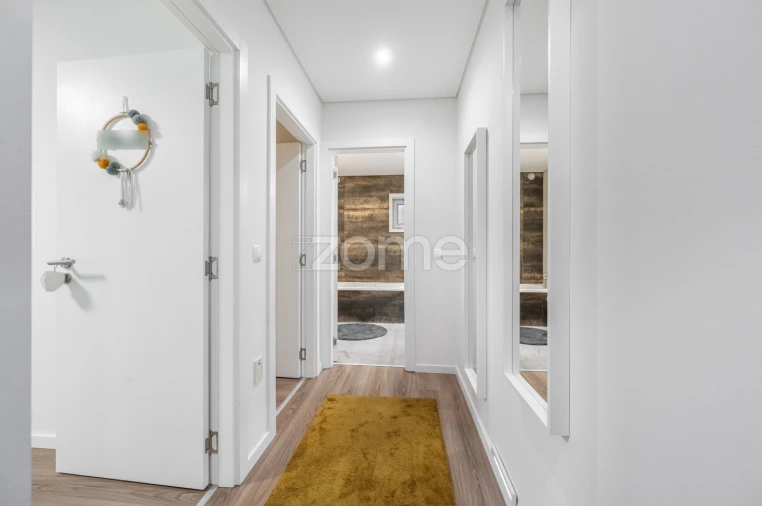 Apartamento T3 para Venda em Castêlo da Maia Foto 13