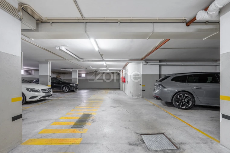 Apartamento T3 para Venda em Castêlo da Maia Foto 24