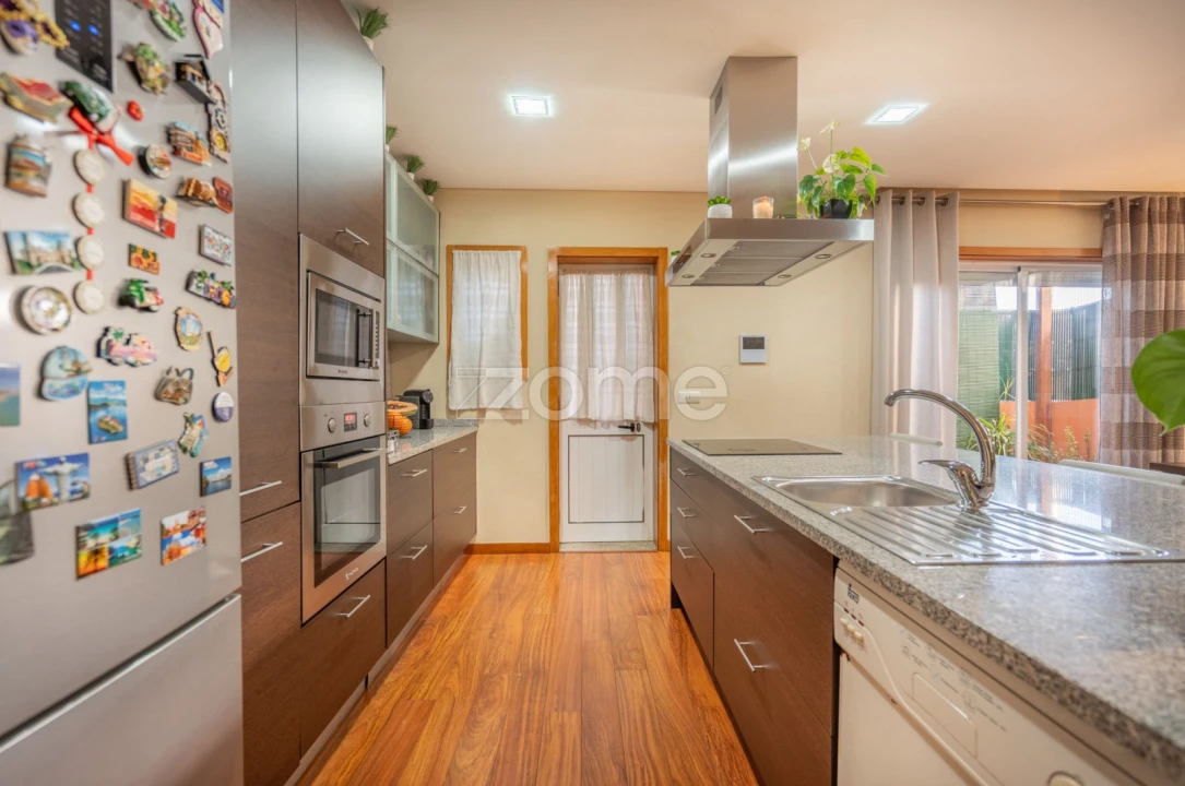 Apartamento T3 para Venda em Campanhã Foto 12