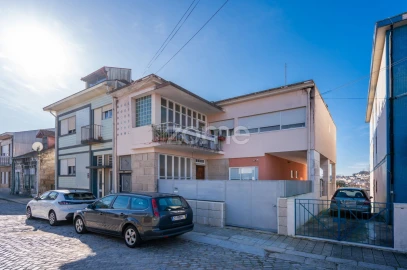 Apartamento T3 para Venda em Campanhã