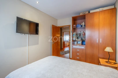 Apartamento T3 para Venda em Campanhã