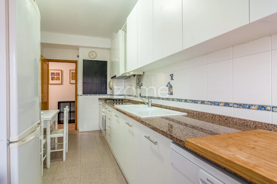 Apartamento T2 para Arrendamento em Cacém e São Marcos Foto 10