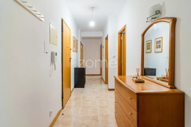 Apartamento T2 para Arrendamento em Cacém e São Marcos Foto 2