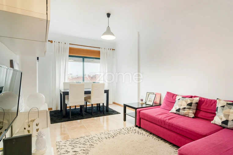 Apartamento T2 para Arrendamento em Cacém e São Marcos Foto 4