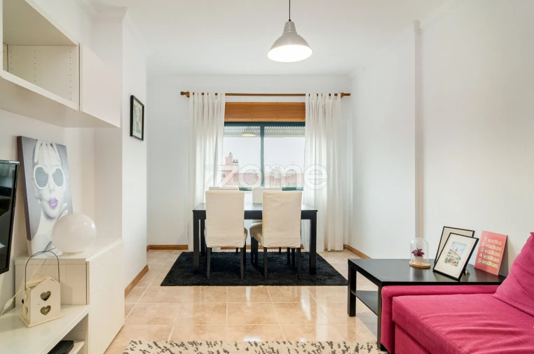 Apartamento T2 para Arrendamento em Cacém e São Marcos Foto 5