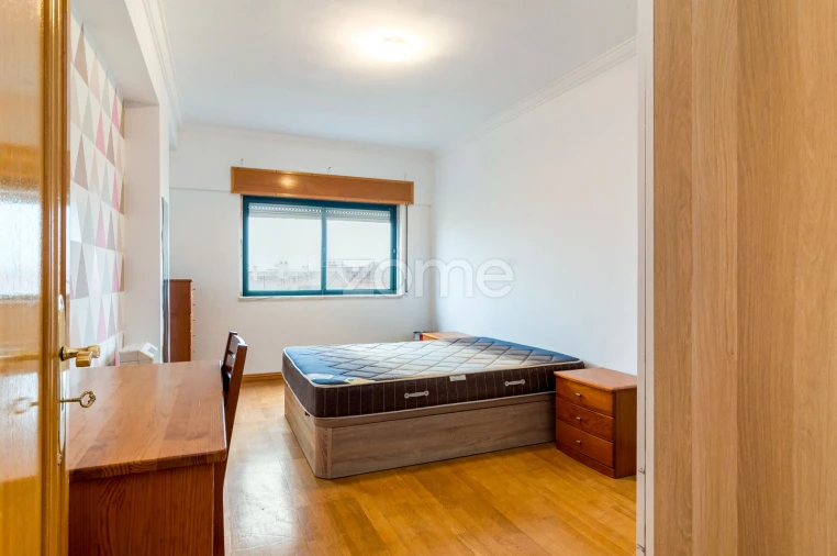 Apartamento T2 para Arrendamento em Cacém e São Marcos Foto 12